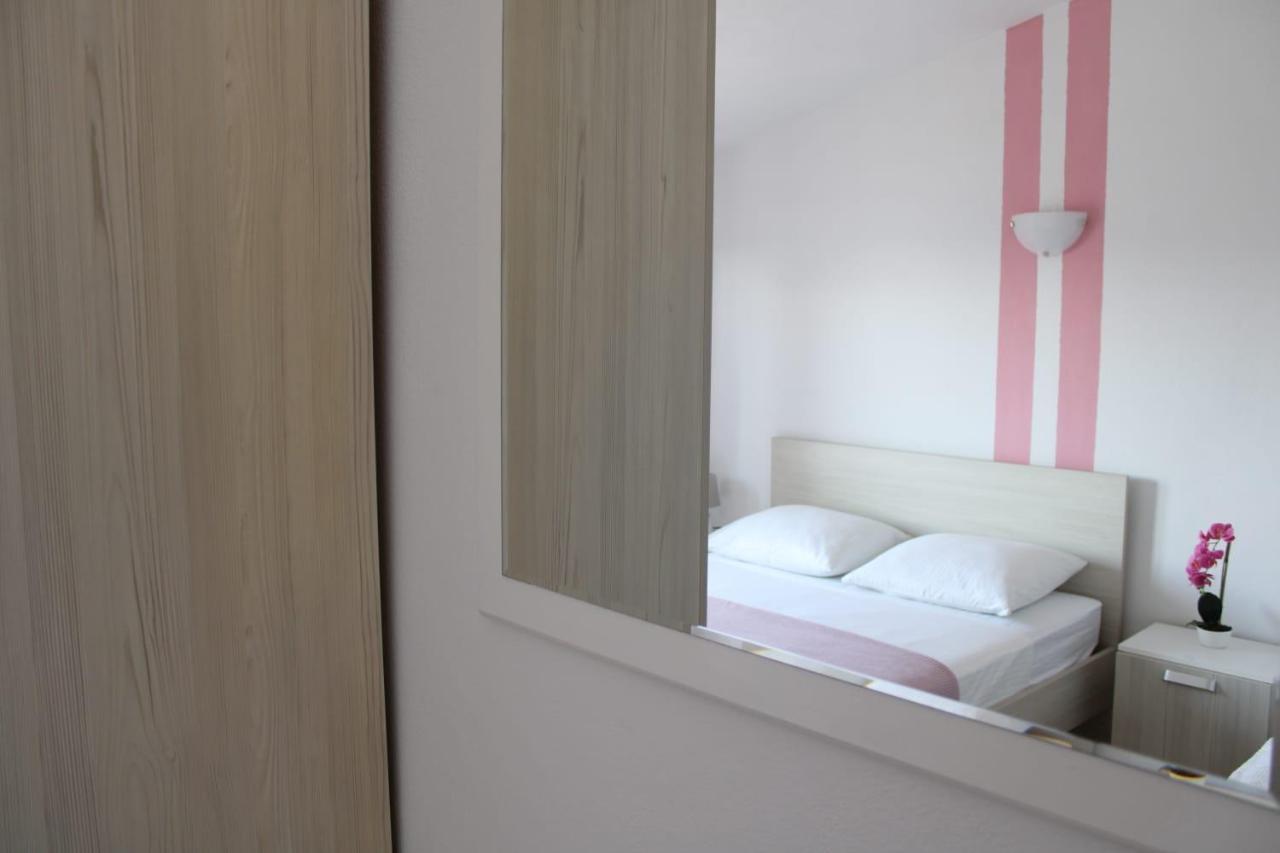 Apartments Renata 돈지세케트 외부 사진